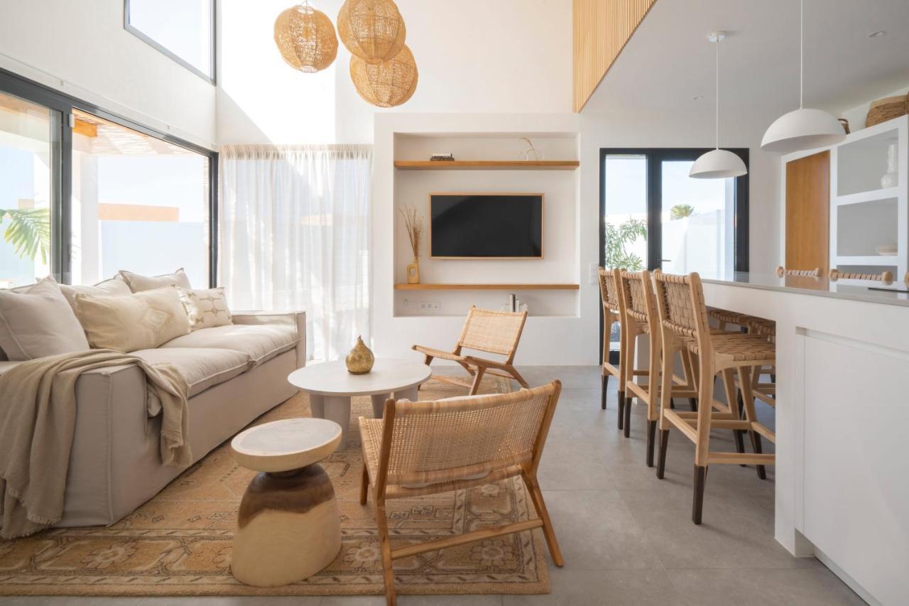 Villa Noma - Design Space With Pool In Corralejo Bagian luar foto