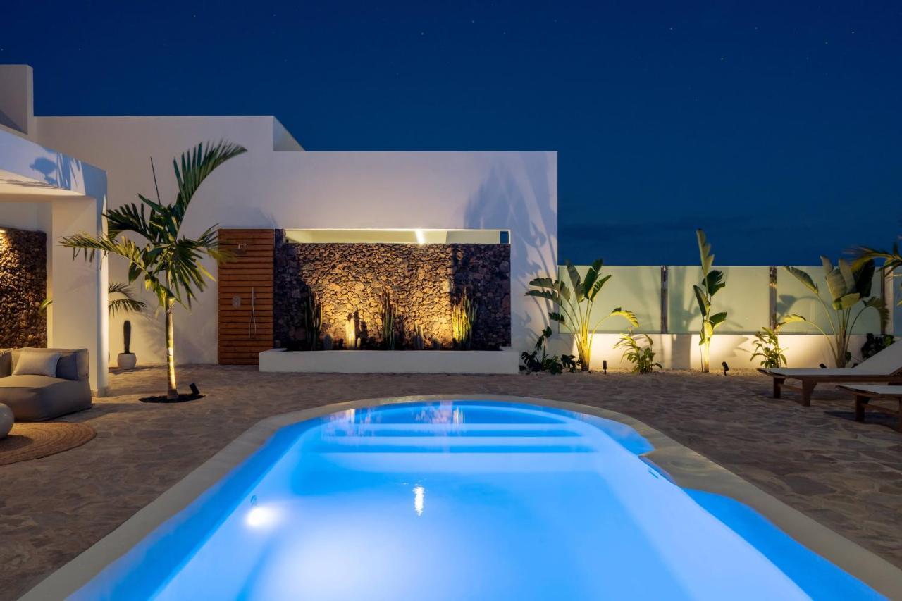 Villa Noma - Design Space With Pool In Corralejo Bagian luar foto
