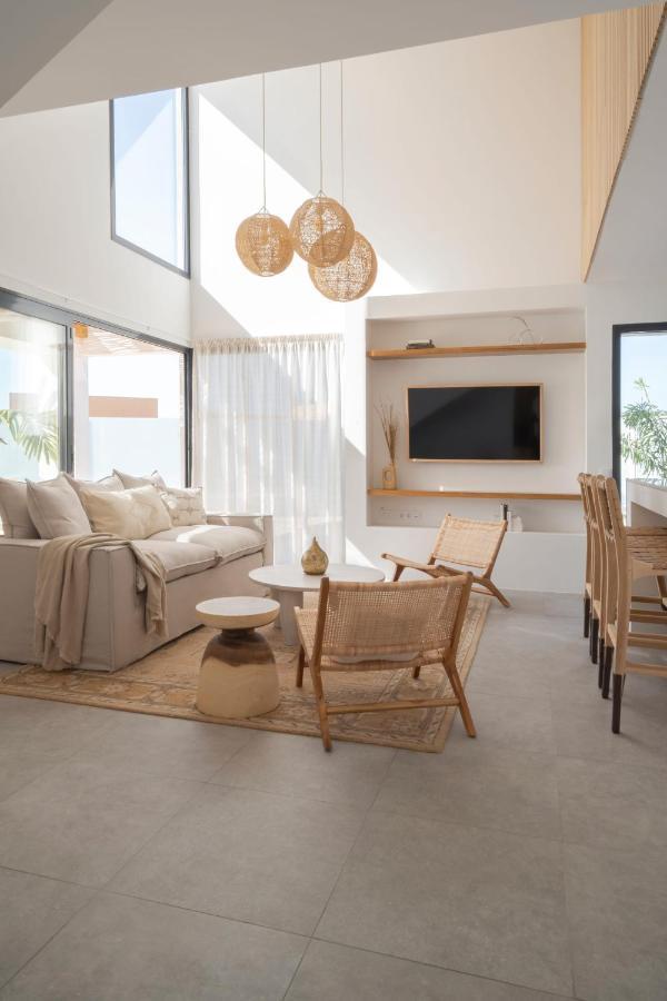 Villa Noma - Design Space With Pool In Corralejo Bagian luar foto